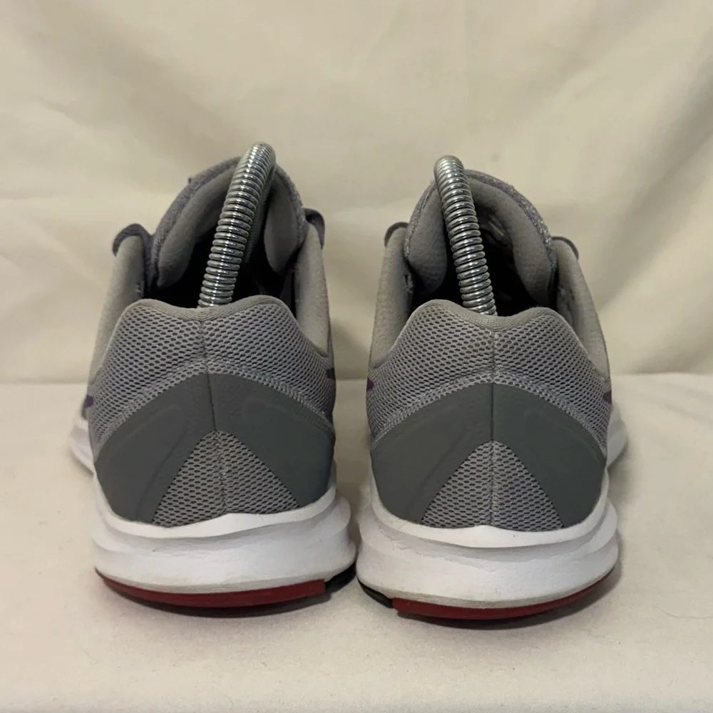 Women's Size 7 Nike Downshifter 7‎ Sneaker Cool Grey/Hyper Violet 852466-011 EUC